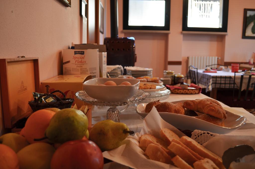 Agriturismo Dondino Cavriana エクステリア 写真